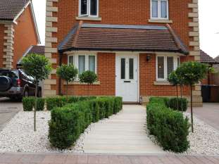 Juniper Close Surrey front garden design