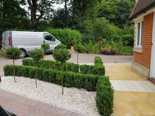 Juniper Close Surrey front garden design
