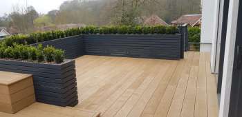 Oxted deck and patio design